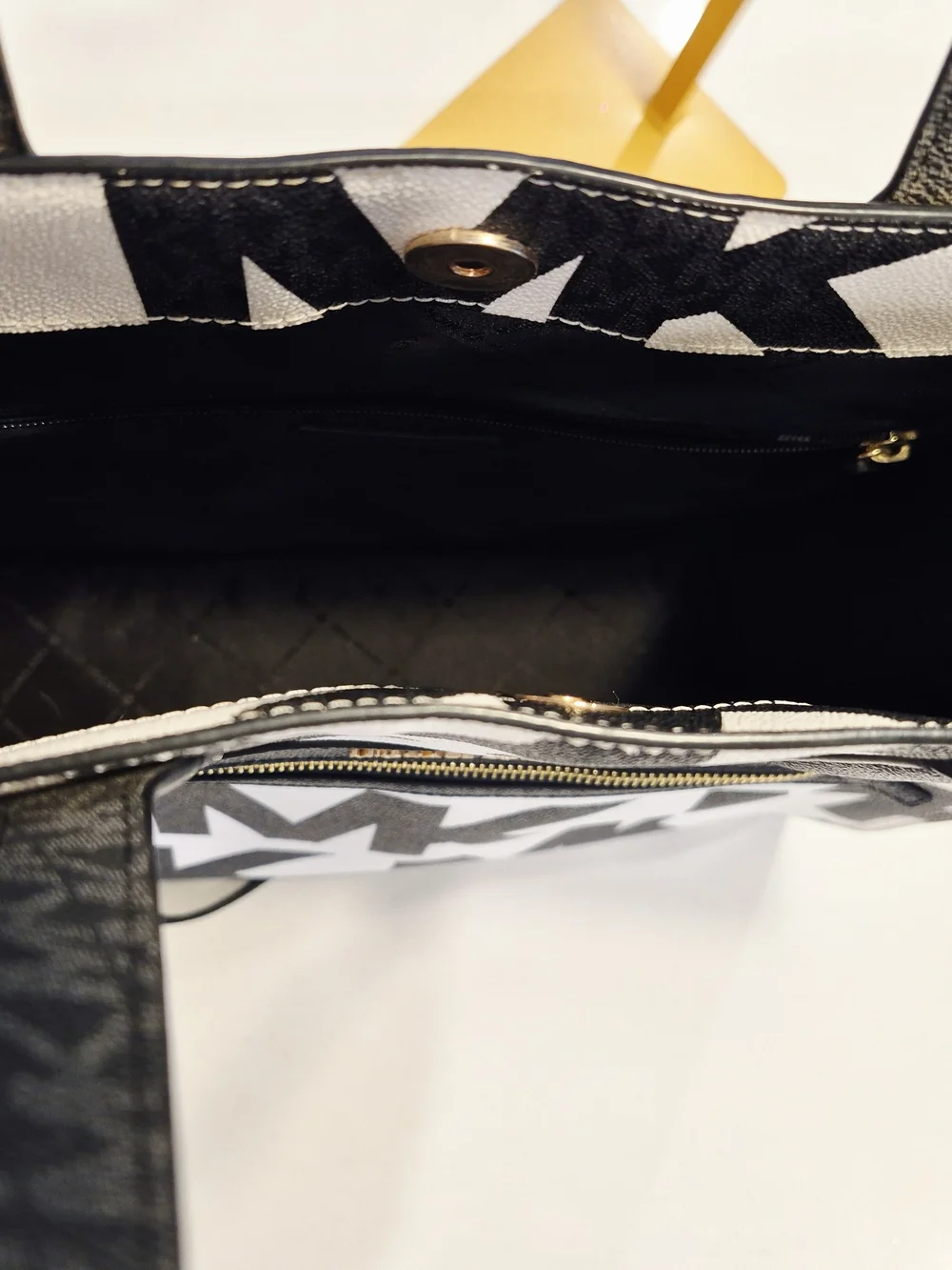 Michael Kors Kenly LARGE Tote Bag 14